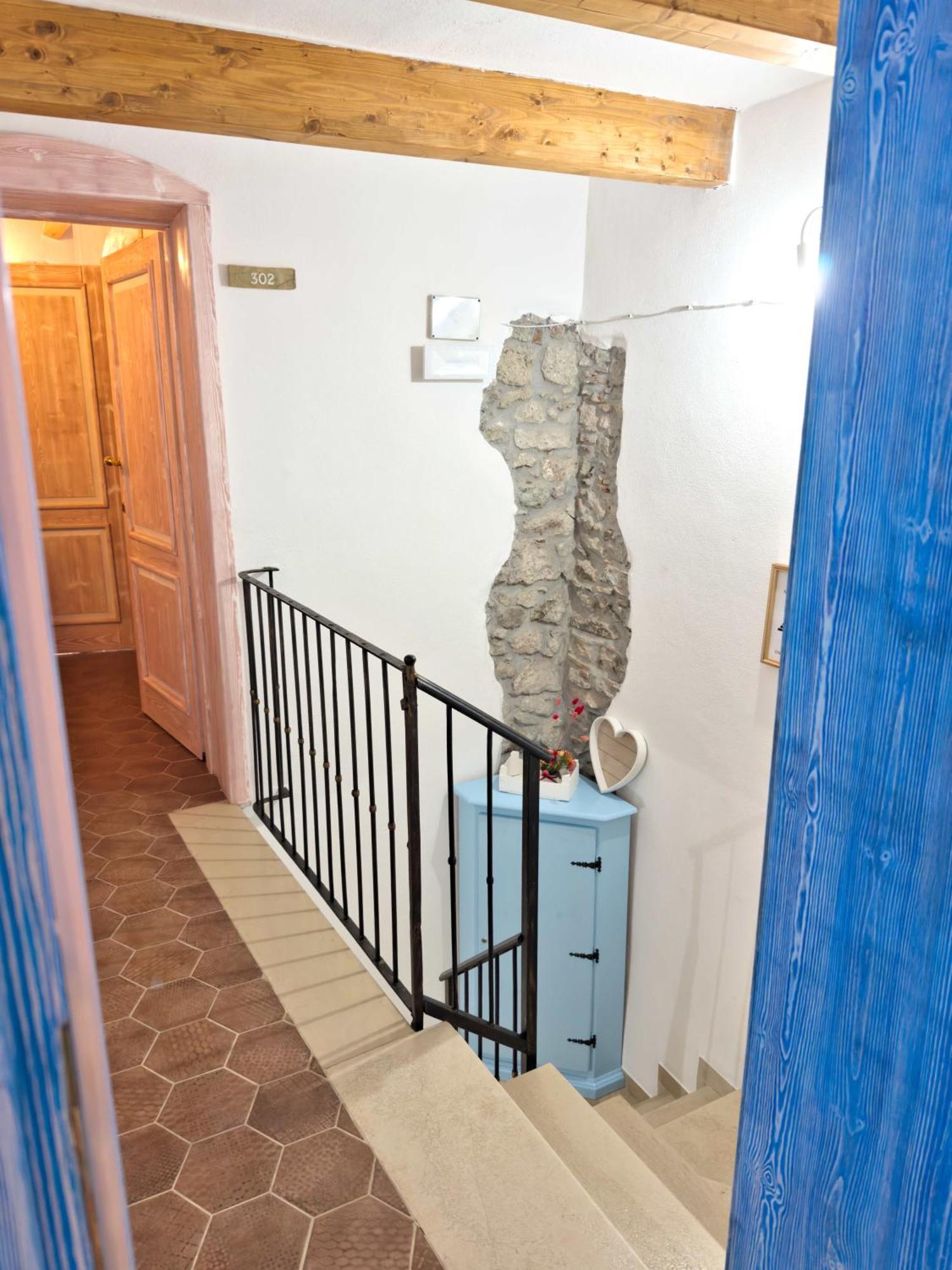 Regnos Altos Boutique Rooms بوسا المظهر الخارجي الصورة