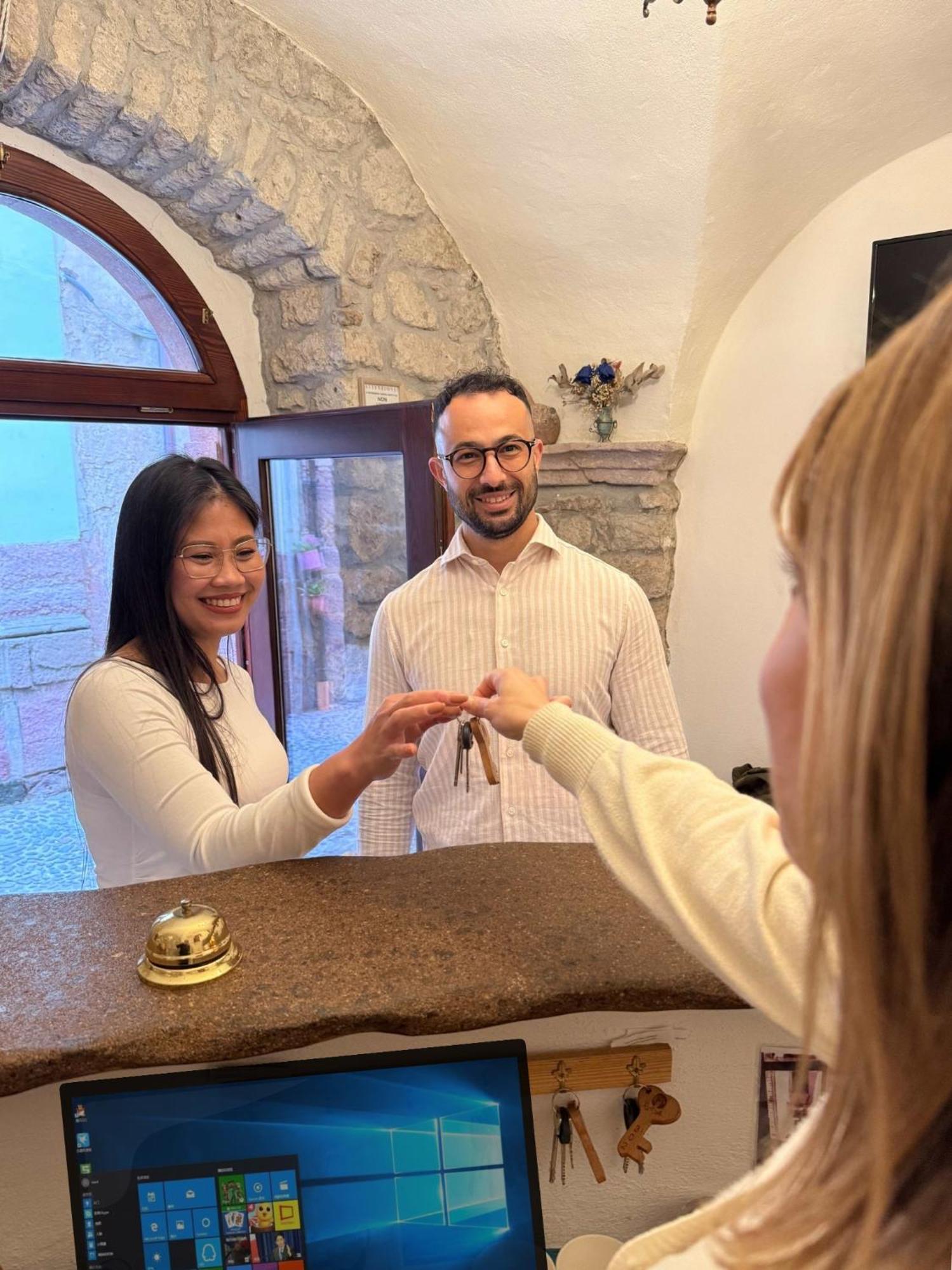 Regnos Altos Boutique Rooms بوسا المظهر الخارجي الصورة