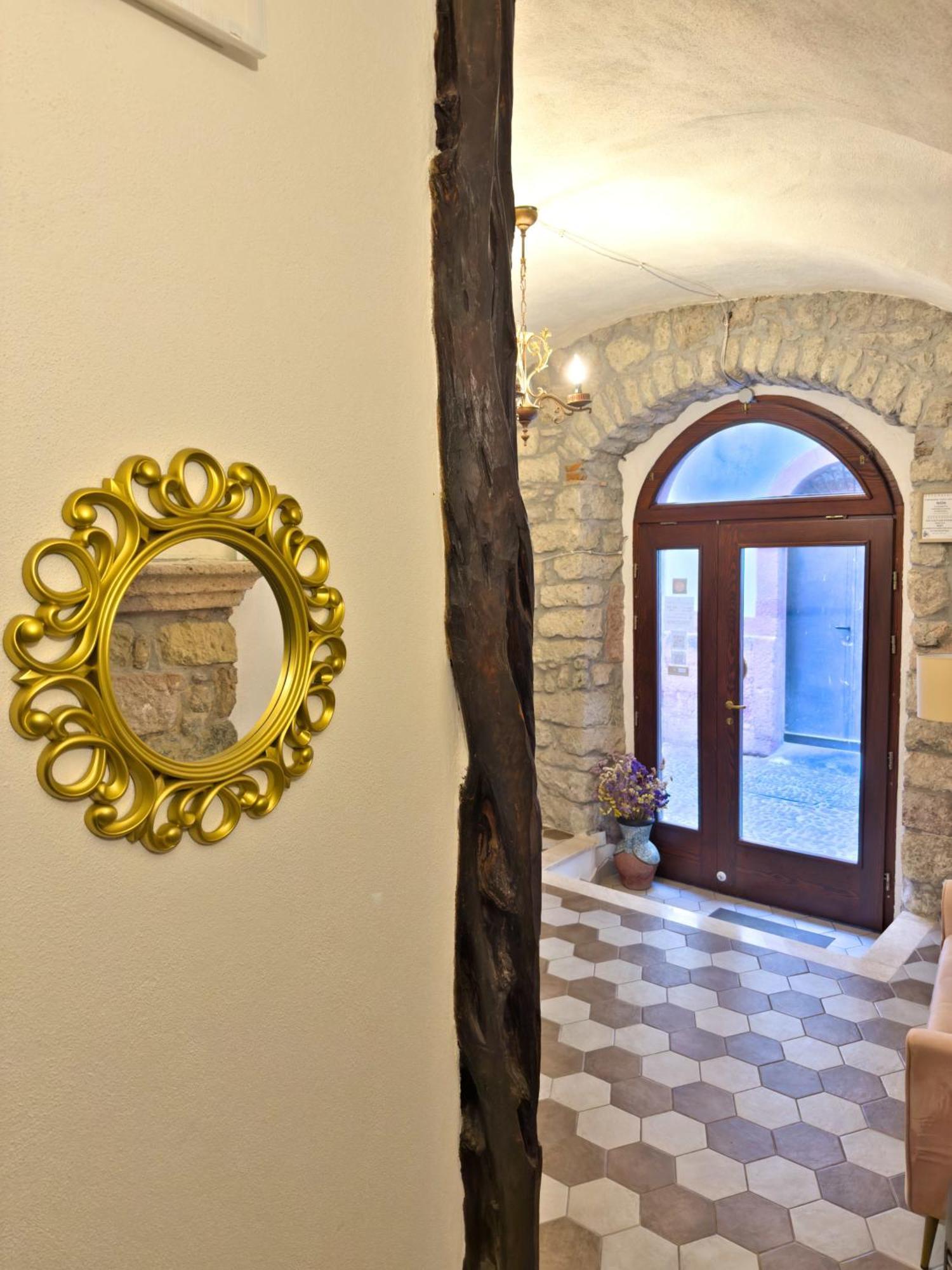 Regnos Altos Boutique Rooms بوسا المظهر الخارجي الصورة